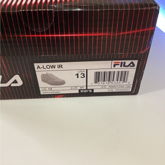 Fila white shoes size 13 for girls - Picture 5 of 8